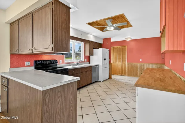 $650,000 | 180 Hilltop Road, Germantown, NY 12526