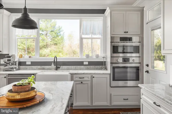 $729,900 | 39 Bowling View Road, Front Royal, VA 22630