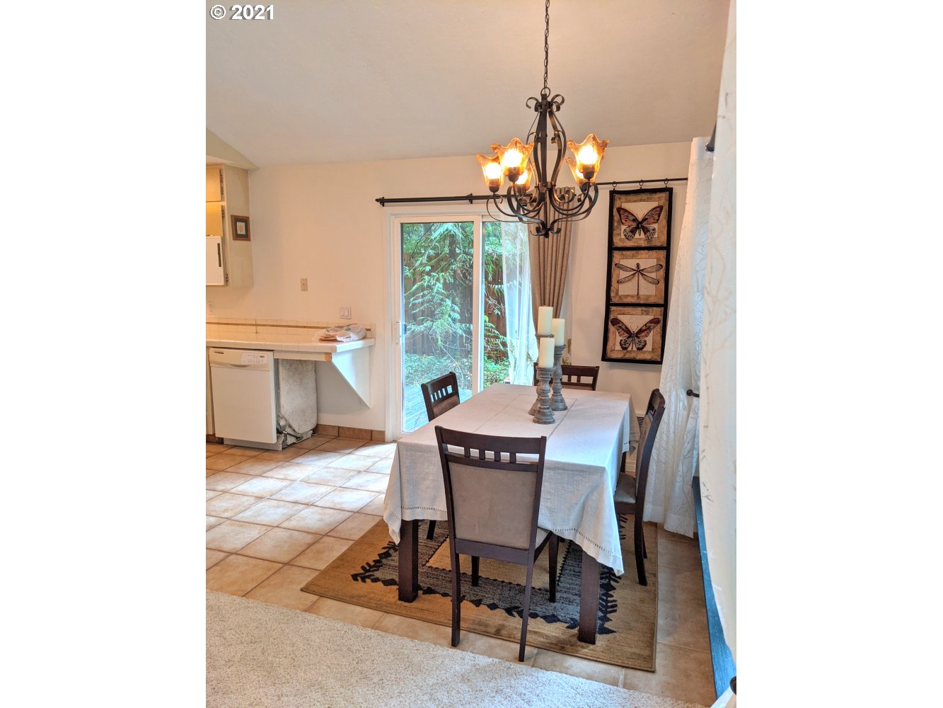 24640 East Arthur Hailey Road Rhododendron, OR 97049 - Photo 10 of 30 Gallery Image 10