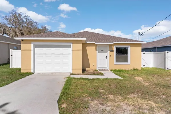 $279,000 | 317 Courtland Street, Auburndale, FL 33823