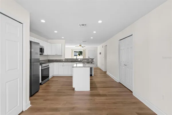 $279,000 | 317 Courtland Street, Auburndale, FL 33823