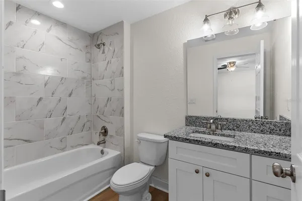 $279,000 | 317 Courtland Street, Auburndale, FL 33823