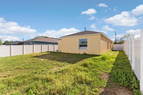 $279,000 | 317 Courtland Street, Auburndale, FL 33823