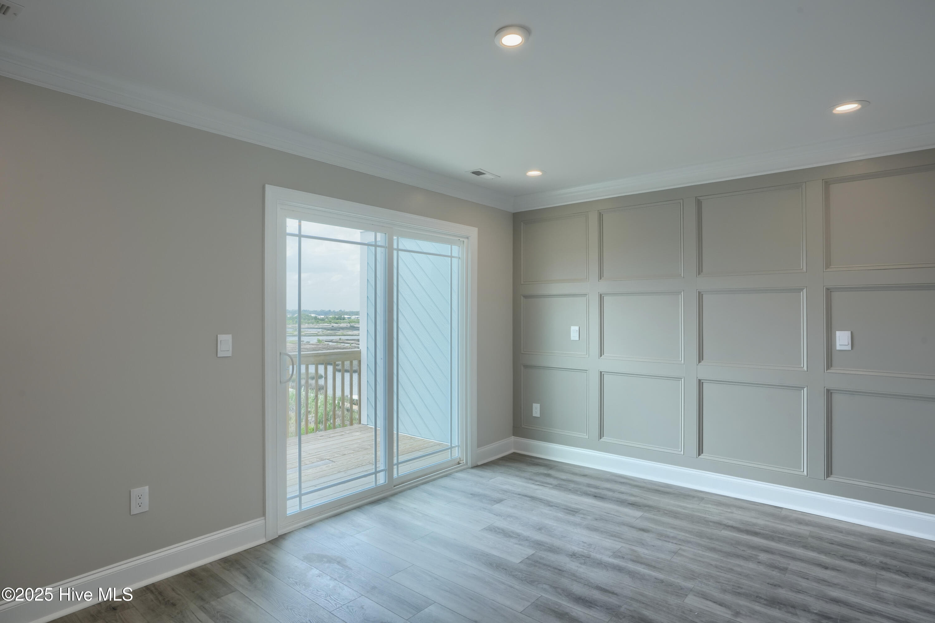 887 New River Inlet Road, Unit 2 North Topsail Beach, NC 28460 - Photo 16 of 38 877-2 New River Inlet Road - Interior -