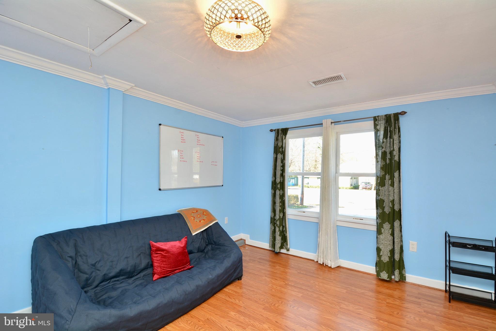 4609 Backlick Road Annandale, VA 22003 - Photo 10 of 38 Extended Living area great for BR