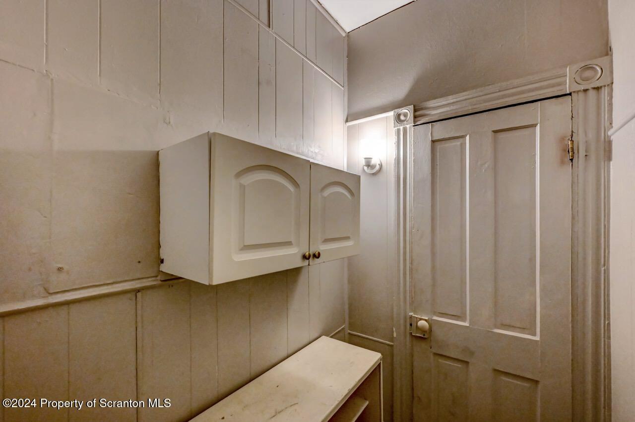 938-942 Providence Road Scranton, PA 18508 - Photo 16 of 34 942 Providence Rd 16