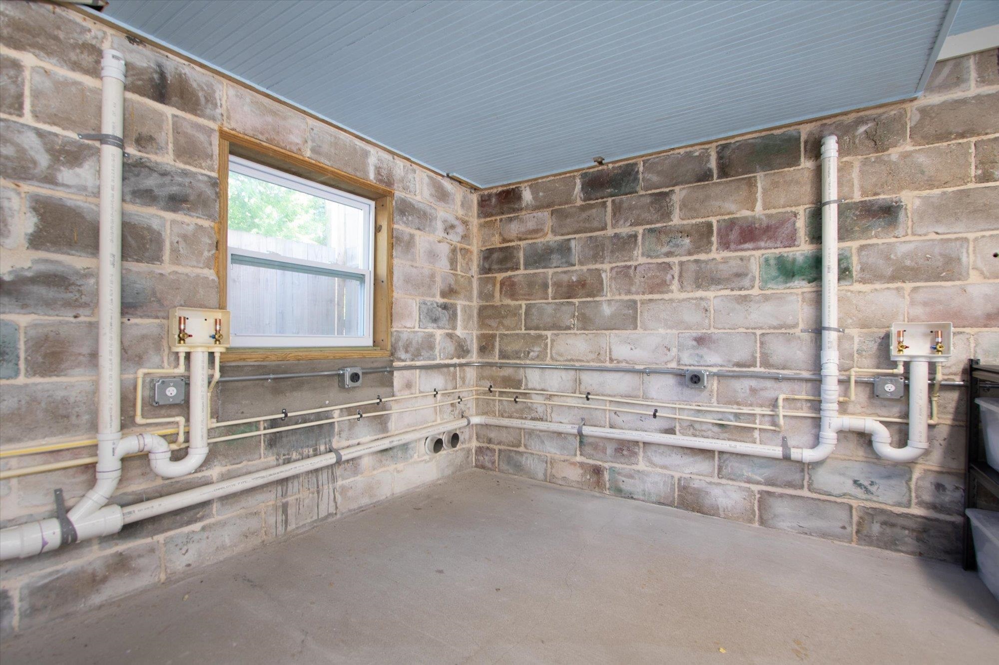 16 Locust Street St. Augustine, FL 32084 - Photo 67 of 76 Below grade area with concrete block wall