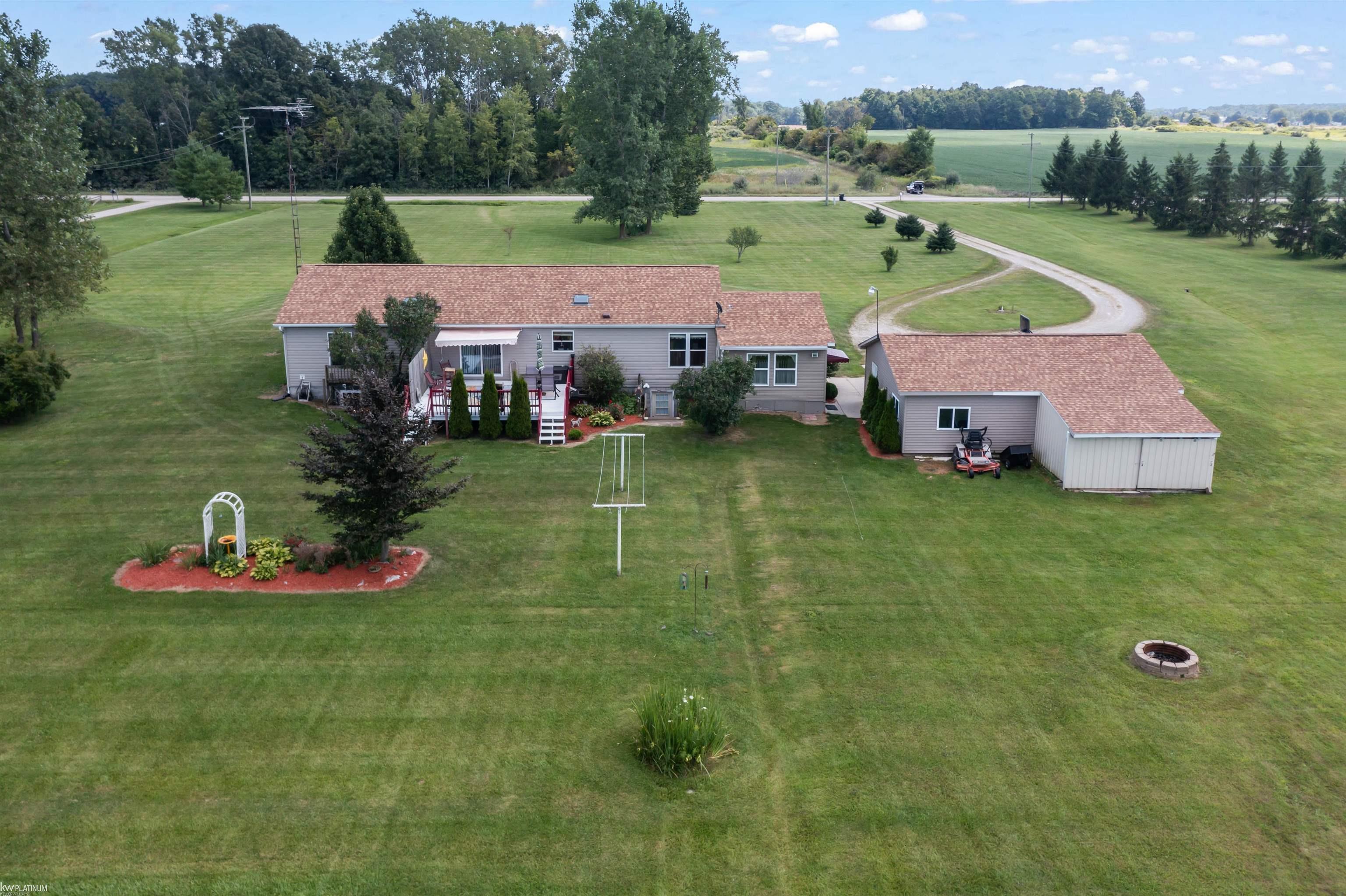 5234 Wildcat Road Croswell, MI 48422 - Photo 32 of 39 50152441-08eb4fcb-02d1-4c57-9b5c-7f2b94841444.JPG