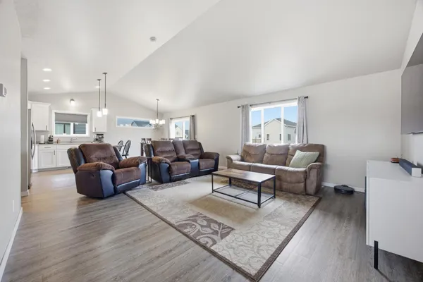 $315,000 | 2581 66th Avenue South, Fargo, ND 58104