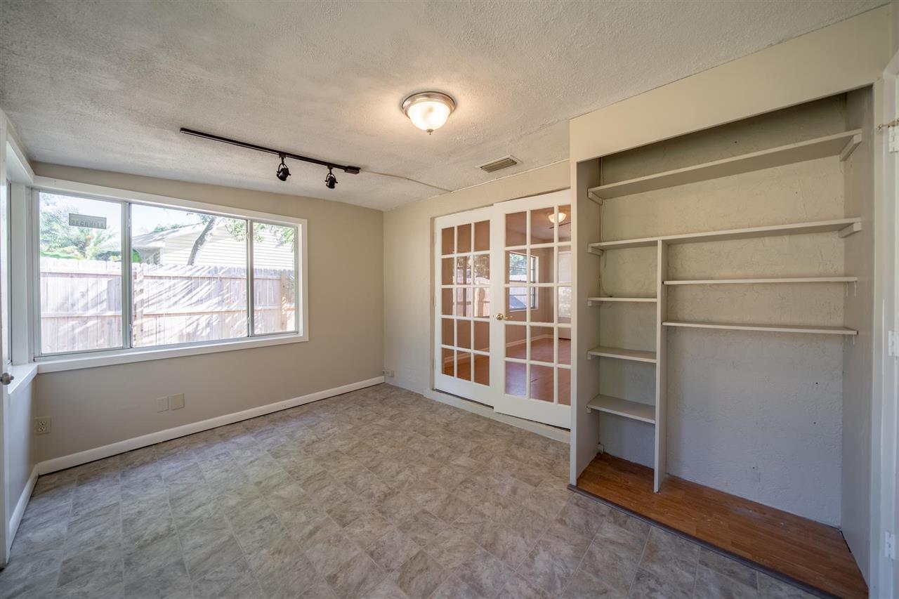 626 Segovia Road St. Augustine, FL 32086 - Photo 24 of 30 a view of an empty room with a window