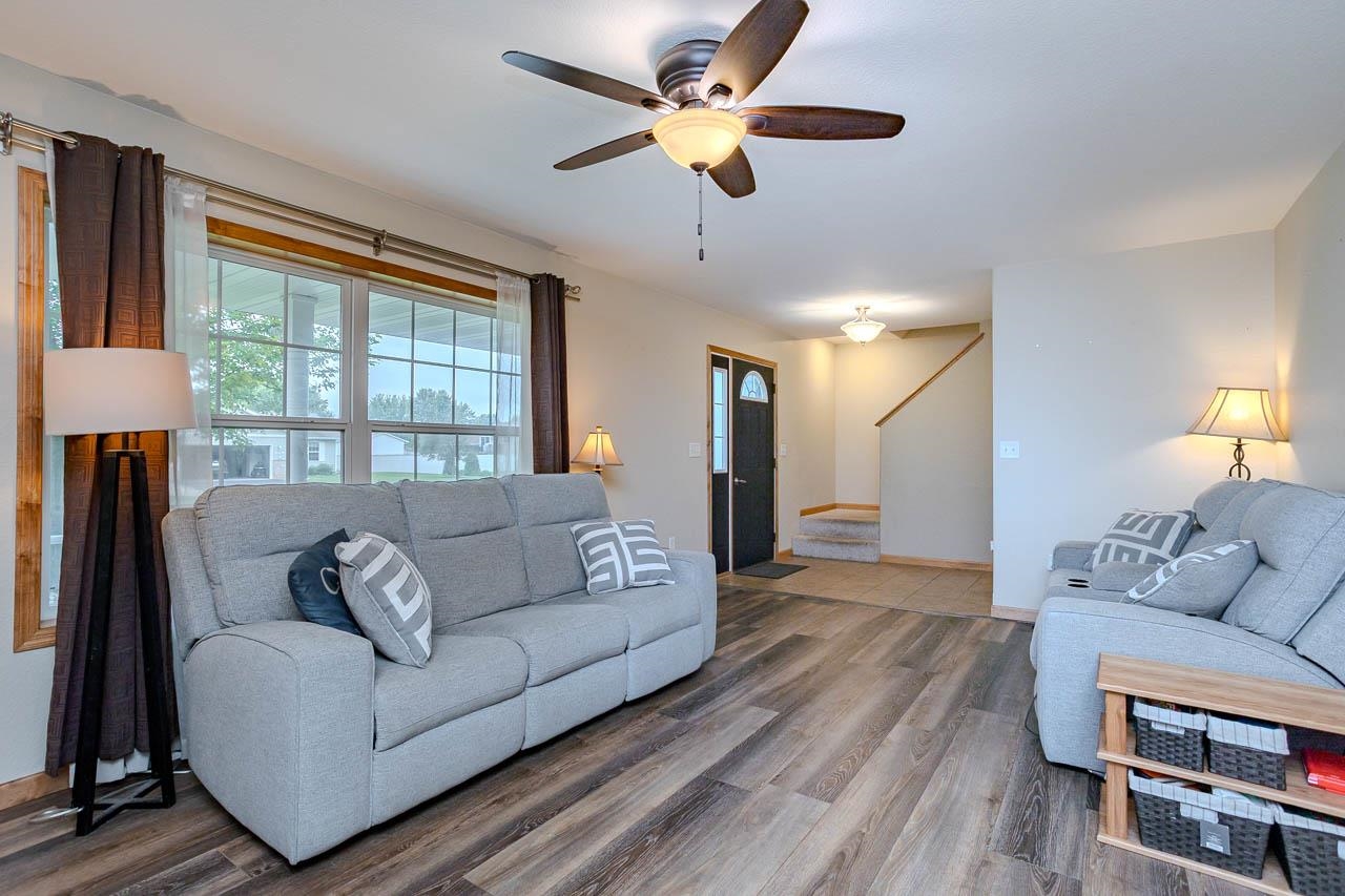 6106 Canoe Street Schofield, WI 54476 - Photo 4 of 52