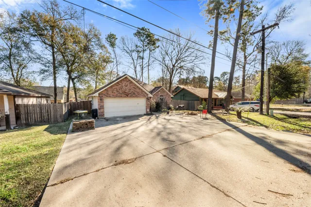 $294,990 | 411 Shawnee, Conroe, TX 77316