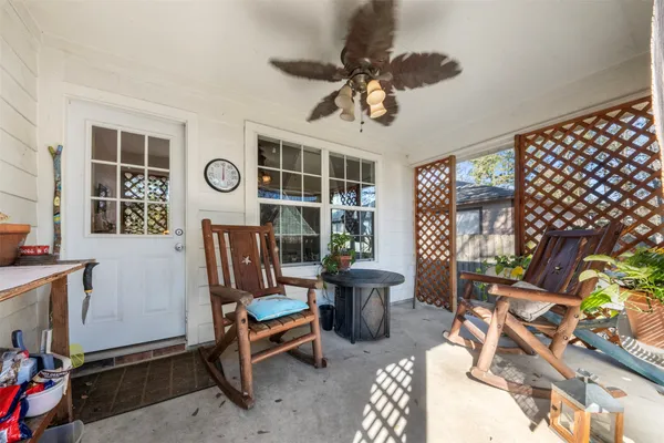 $289,990 | 411 Shawnee, Conroe, TX 77316
