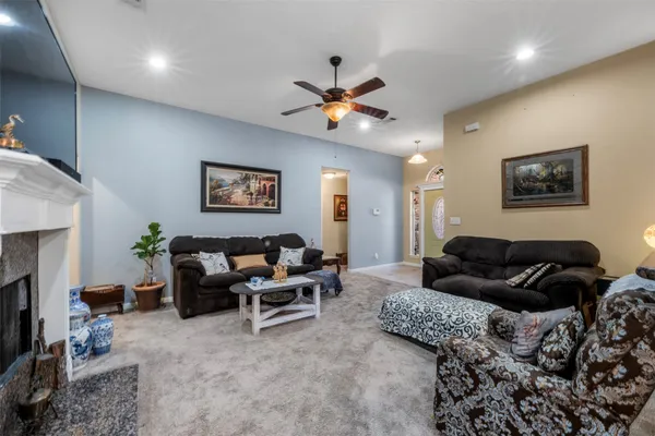 $289,990 | 411 Shawnee, Conroe, TX 77316