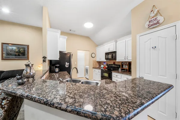 $289,990 | 411 Shawnee, Conroe, TX 77316