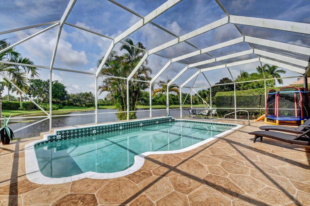 12320 Melrose Way Boca Raton, FL 33428 - Photo 26 of 34 a view of outdoor space and yard