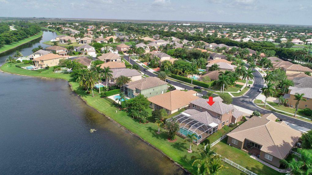 12320 Melrose Way Boca Raton, FL 33428 - Photo 31 of 34 an aerial view of a city