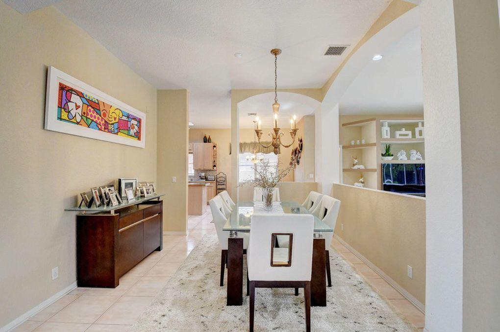 12320 Melrose Way Boca Raton, FL 33428 - Photo 9 of 34 a dining room with furniture and window