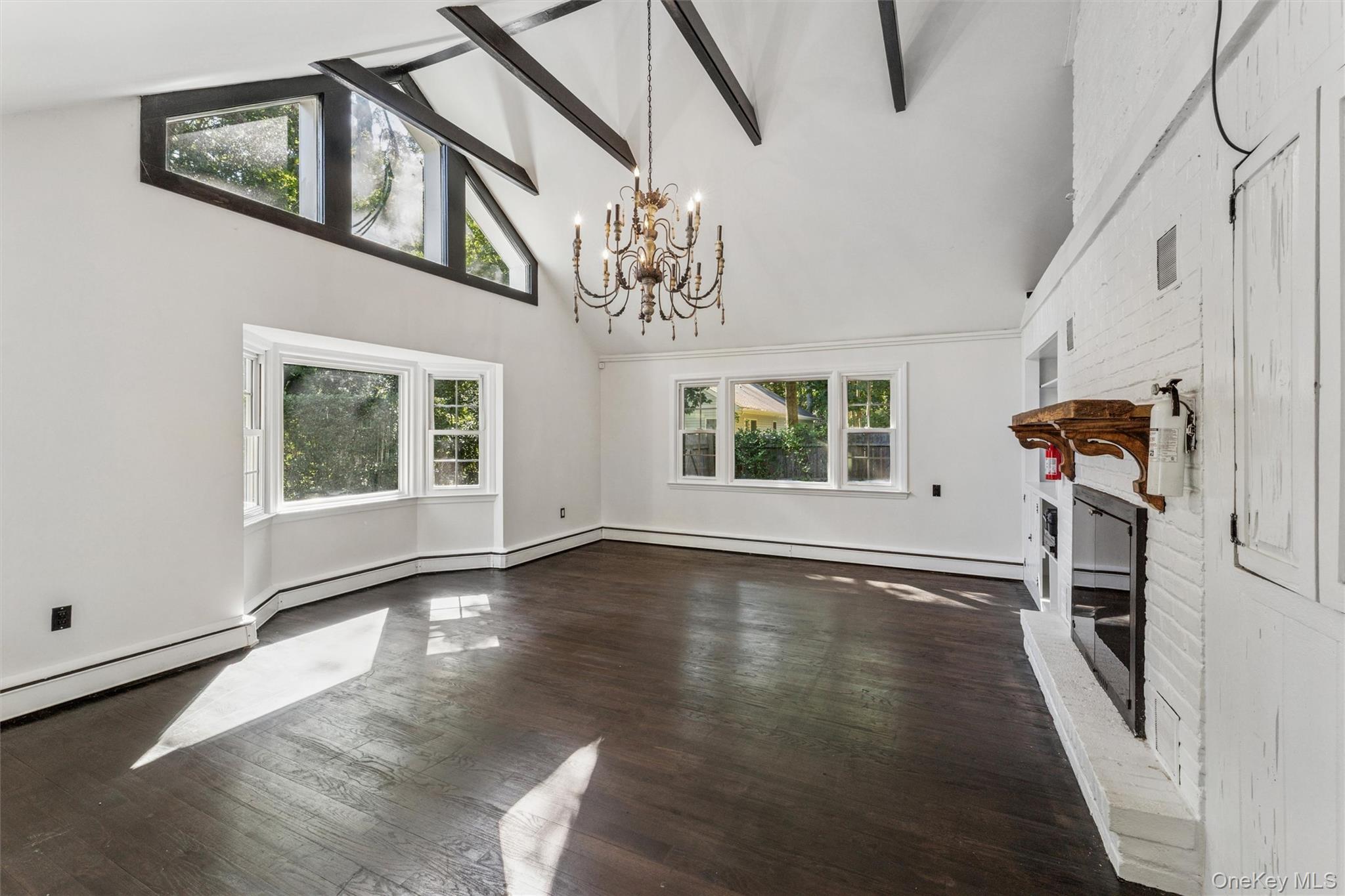 29 Squiretown Road, Unit D Hampton Bays, NY 11946 - Photo 8 of 16