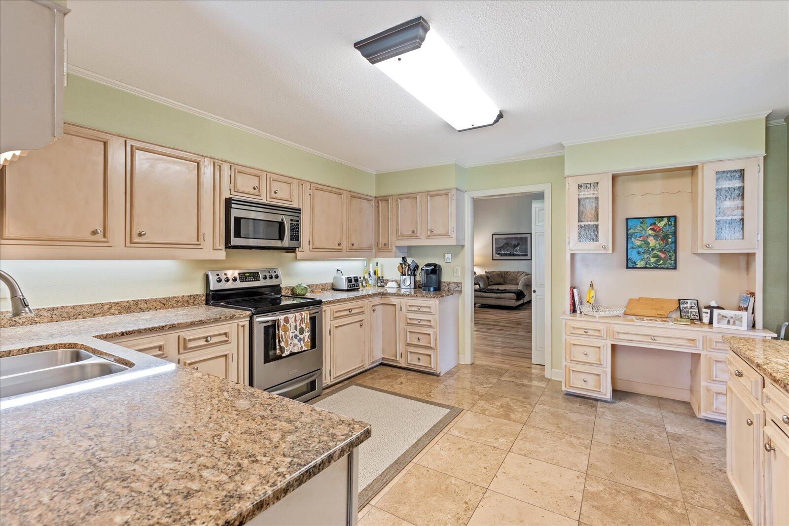 313 Masters Road Hixson, TN 37343 - Photo 11 of 39 11-313 Masters Rd-11