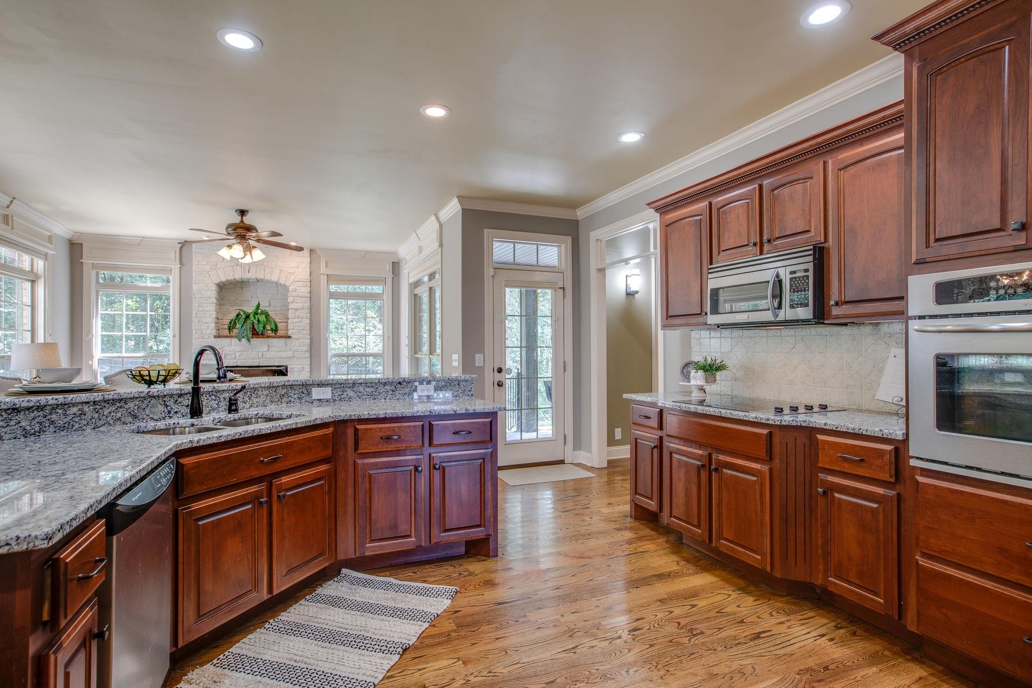 143 Ridgebend Drive Murfreesboro, TN 37128 - Photo 9 of 28 Gallery Image 9