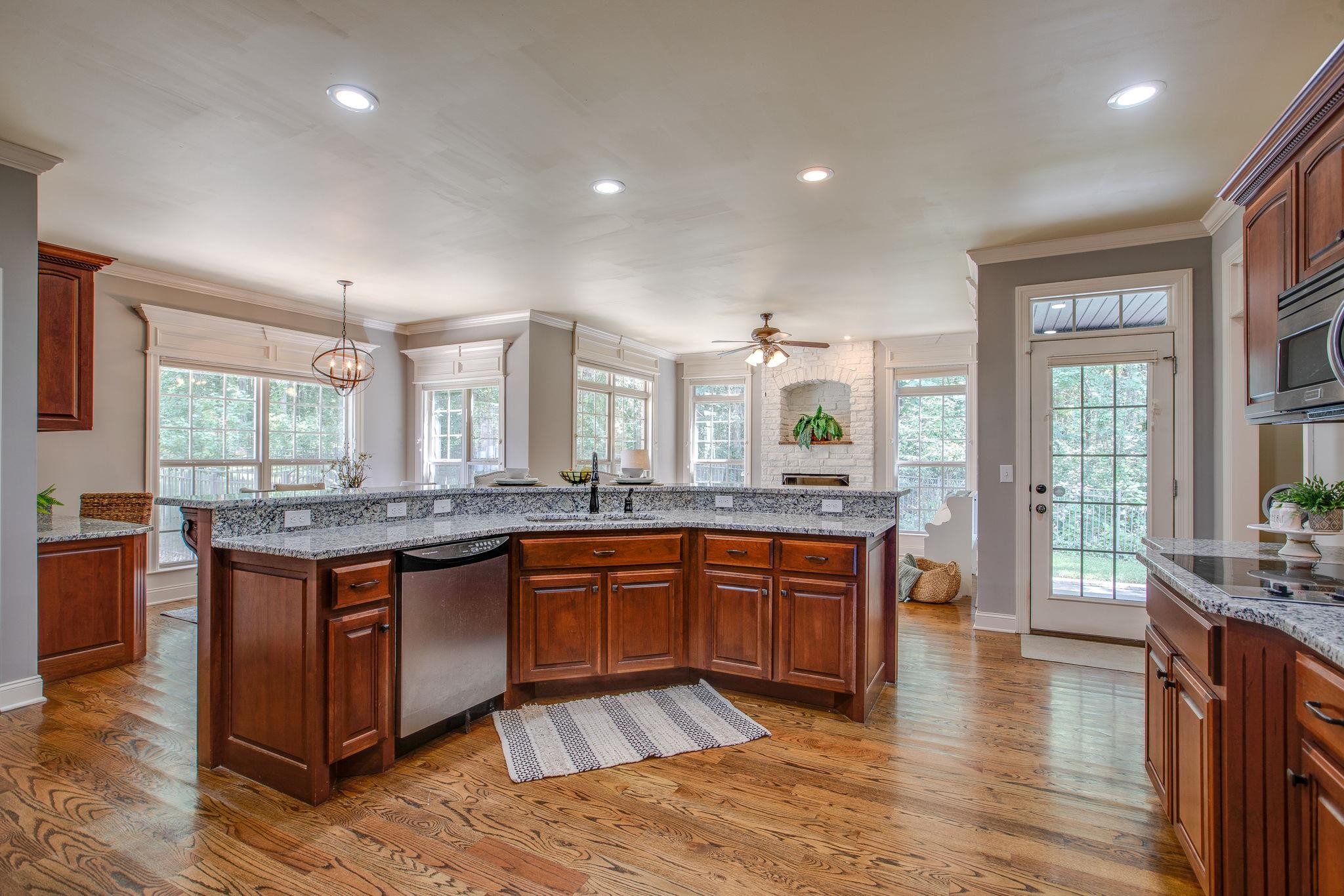 143 Ridgebend Drive Murfreesboro, TN 37128 - Photo 10 of 28 Gallery Image 10