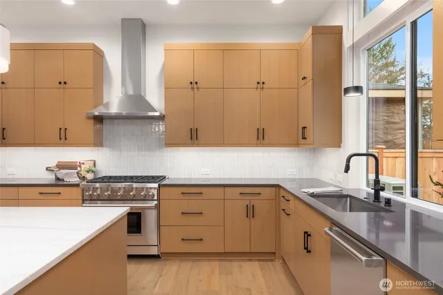 $2,998,000 | 13117 Northeast 104th Street, Kirkland, WA 98033