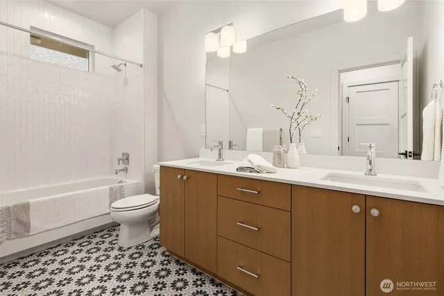 $2,998,000 | 13117 Northeast 104th Street, Kirkland, WA 98033