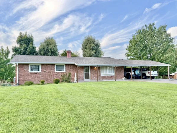 $349,900 | 233 Twin Hill Drive, Greenville, KY 42345