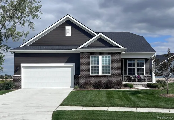 $425,990 | 20861 East Kilburn Drive, Macomb, MI 48044