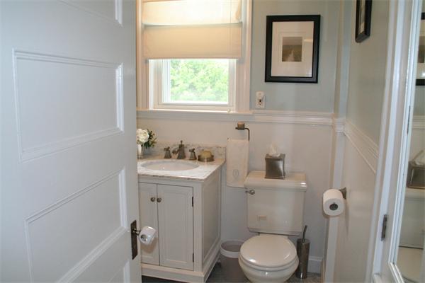 97 Circuit Road Winthrop, MA 02152 - Photo 26 of 30 Gallery Image 26