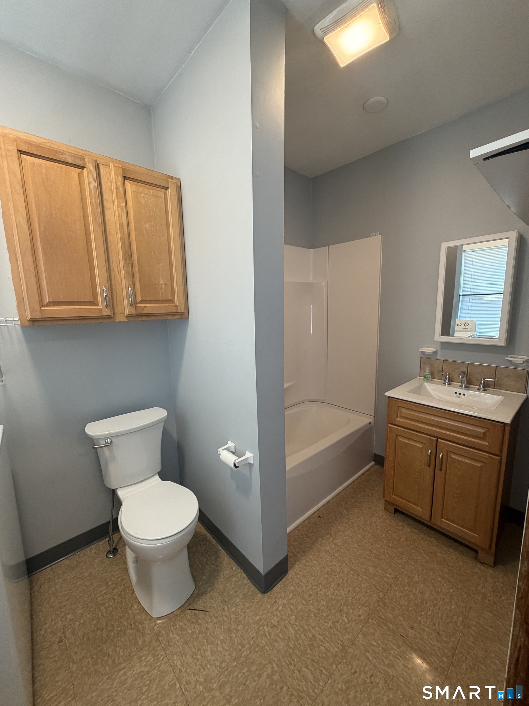 9 Pierpont Street, Unit 2 Waterbury, CT 06708 - Photo 13 of 15