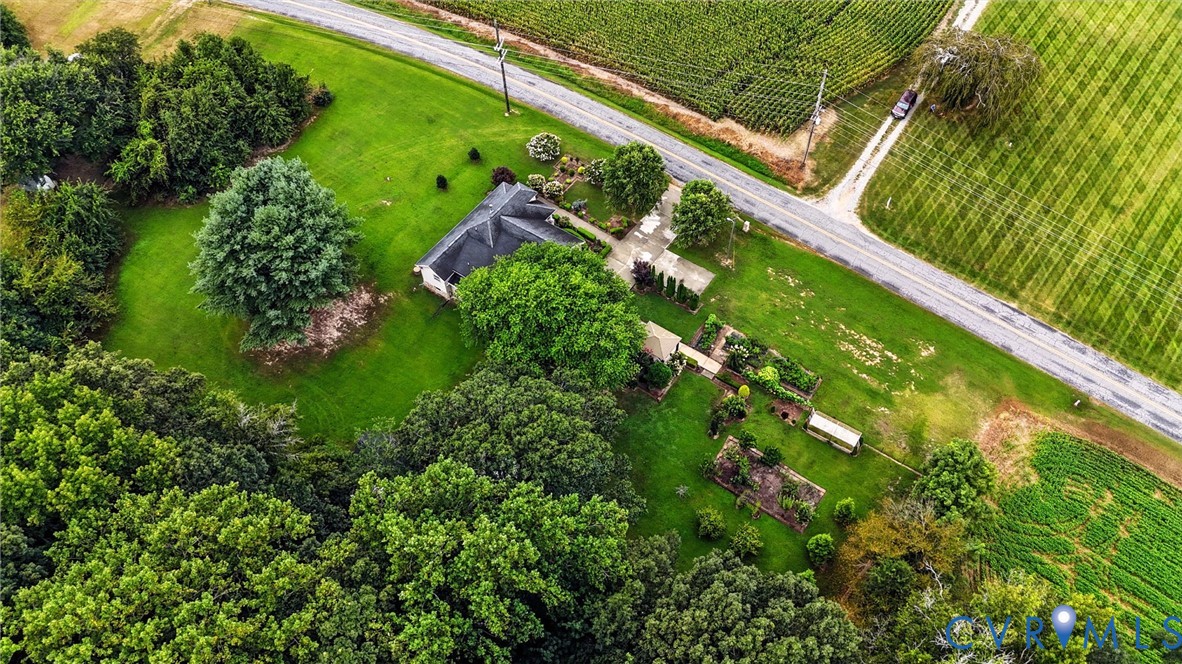 1946 Walmsley Road Callao, VA 22435 - Photo 44 of 49 a view of a garden