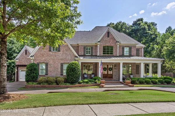 $799,000 | 13833 Valley Oaks Drive, Olive Branch, MS 38654