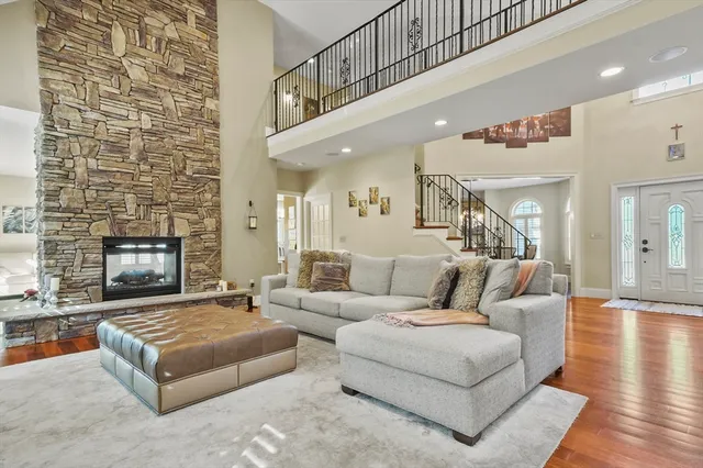 $1,995,000 | 112 Mill Street, Middleton, MA 01949