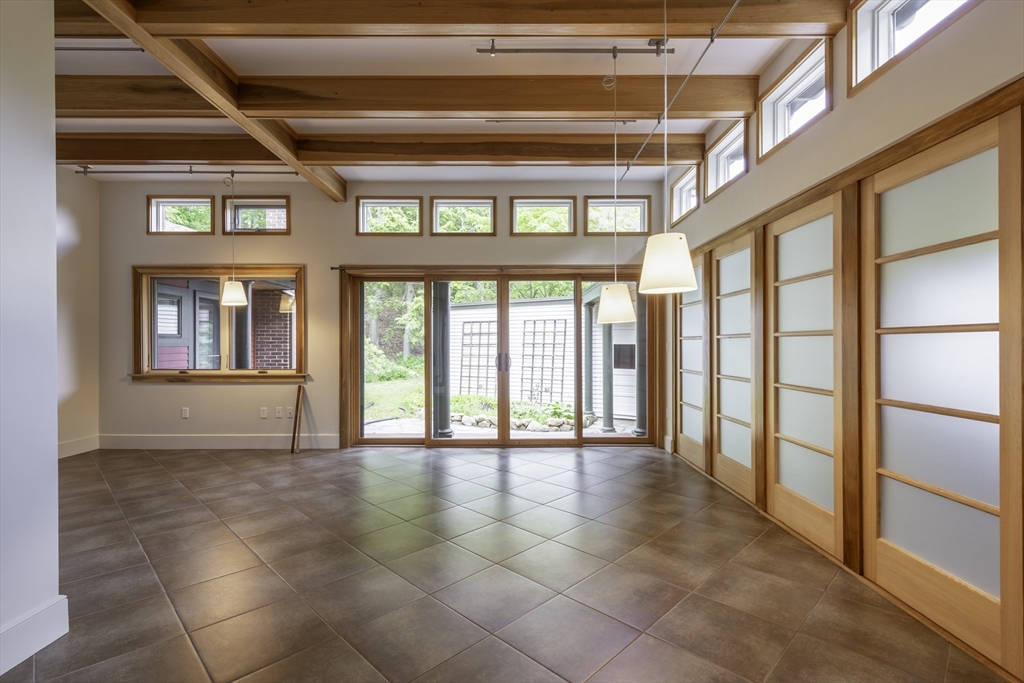 19 Walker Road Manchester, MA 01944 - Photo 11 of 28 Gallery Image 11