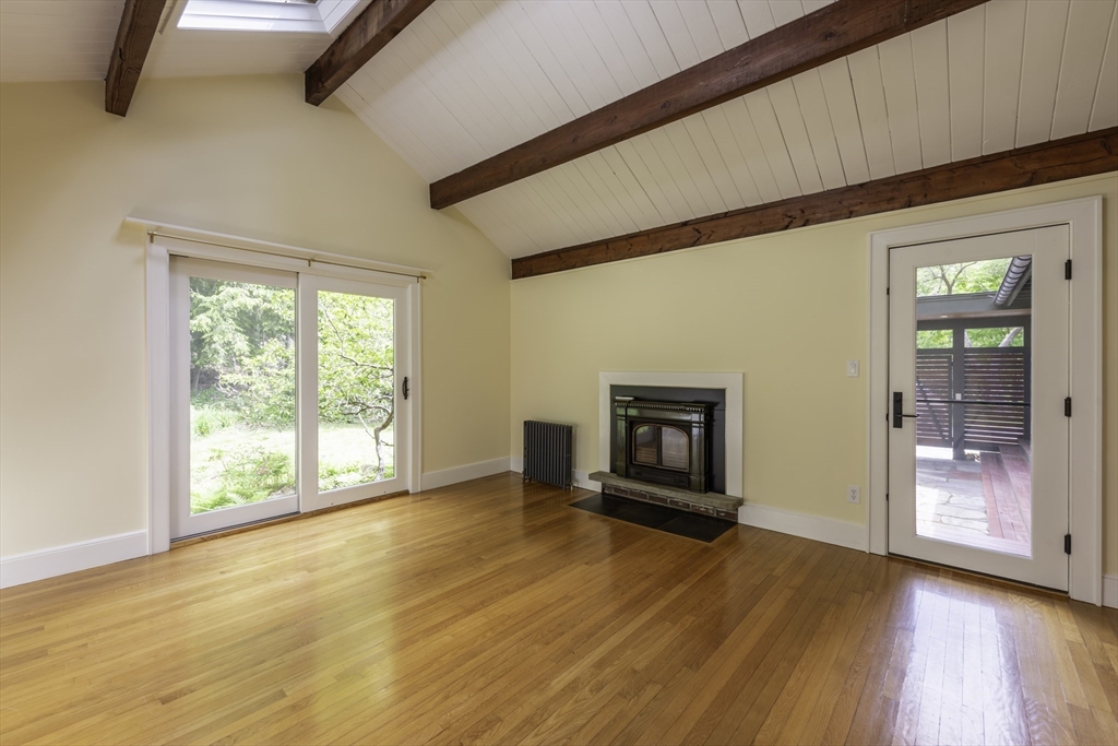 19 Walker Road Manchester, MA 01944 - Photo 20 of 28 Gallery Image 20