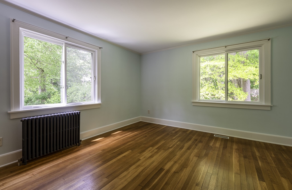 19 Walker Road Manchester, MA 01944 - Photo 26 of 28 Gallery Image 26
