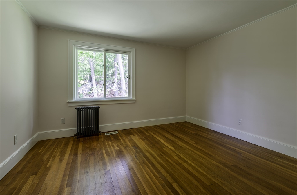 19 Walker Road Manchester, MA 01944 - Photo 28 of 28 Gallery Image 28
