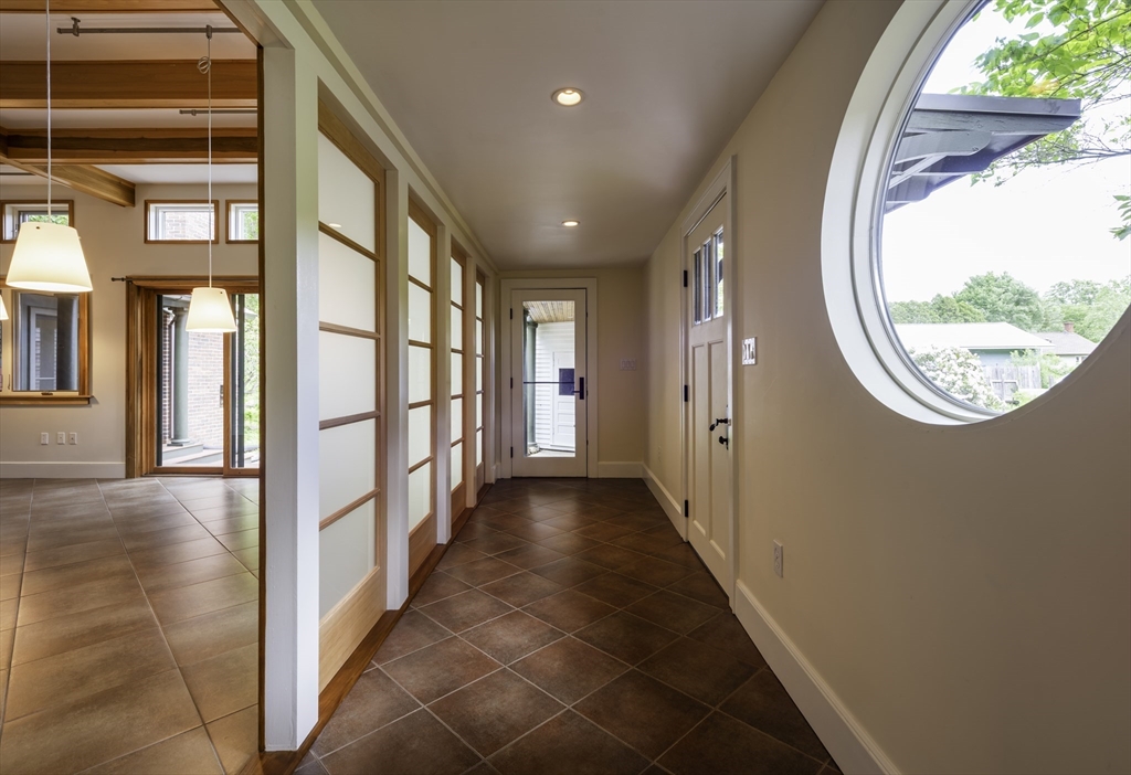 19 Walker Road Manchester, MA 01944 - Photo 7 of 28 Gallery Image 7