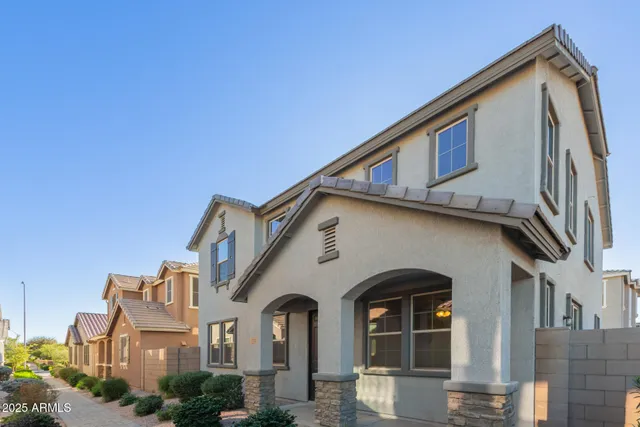 $479,000 | 232 North 56th Place, Mesa, AZ 85205