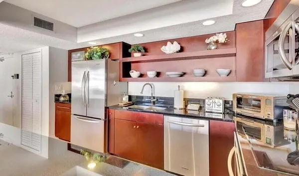 $5,200 | 4200 North Ocean Drive, Unit 1905, Singer Island, FL 33404