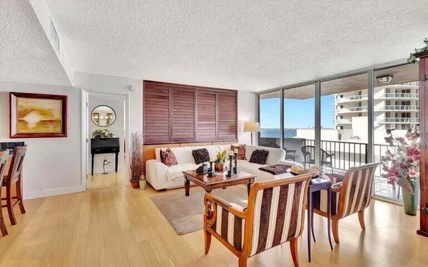 $5,200 | 4200 North Ocean Drive, Unit 1905, Singer Island, FL 33404
