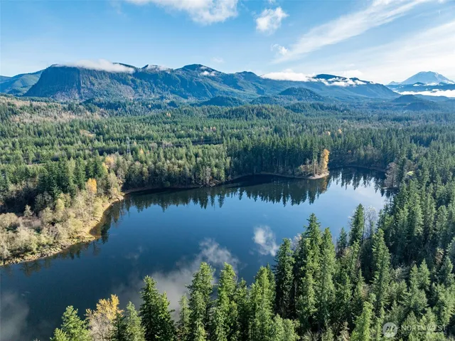 a view of a lake in middle of the town