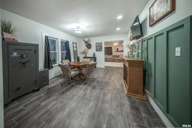 $275,000 | 1872 North 1400th Road East, Shelbyville, IL 62565