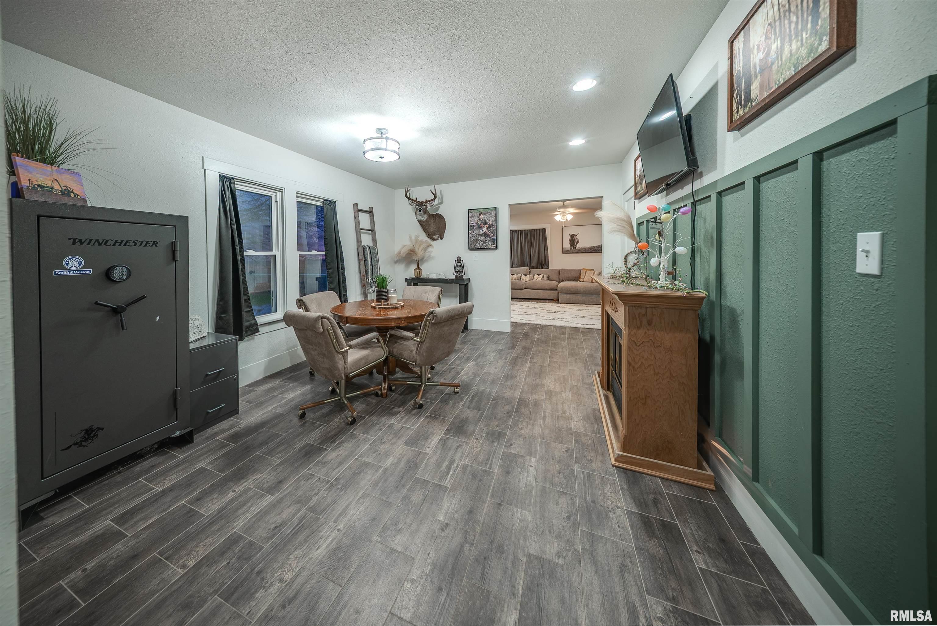 1872 North 1400th Road East Shelbyville, IL 62565 - Photo 12 of 26