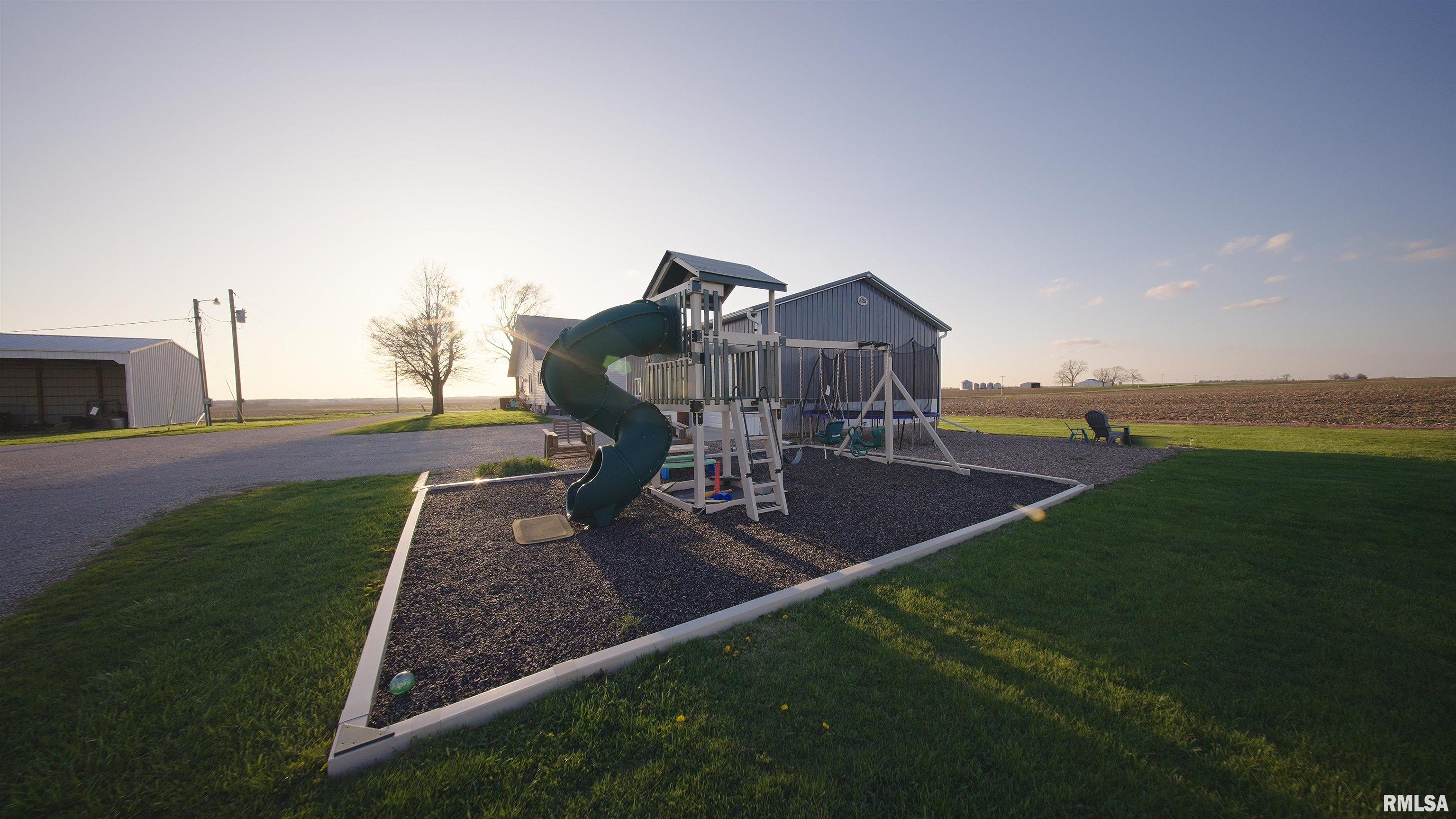 1872 North 1400th Road East Shelbyville, IL 62565 - Photo 6 of 26