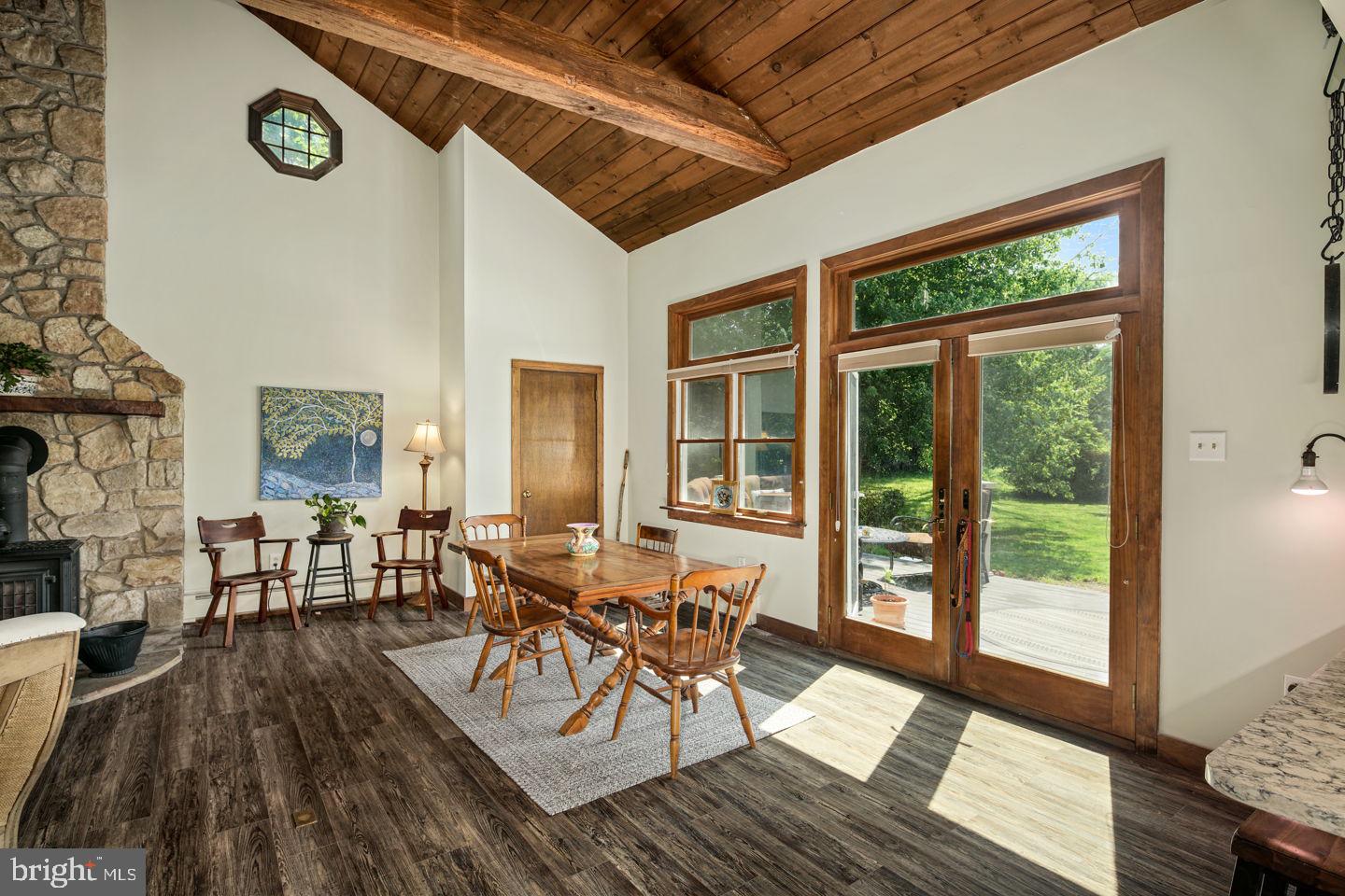 4661 Smith Road Newtown, PA 18940 - Photo 13 of 44 Breakfast Area