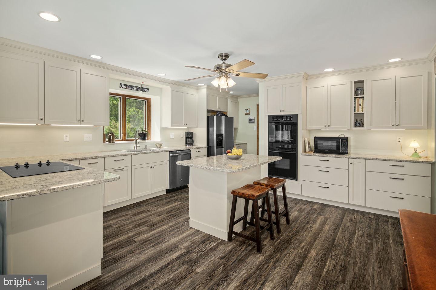 4661 Smith Road Newtown, PA 18940 - Photo 19 of 44 Newer Flooring