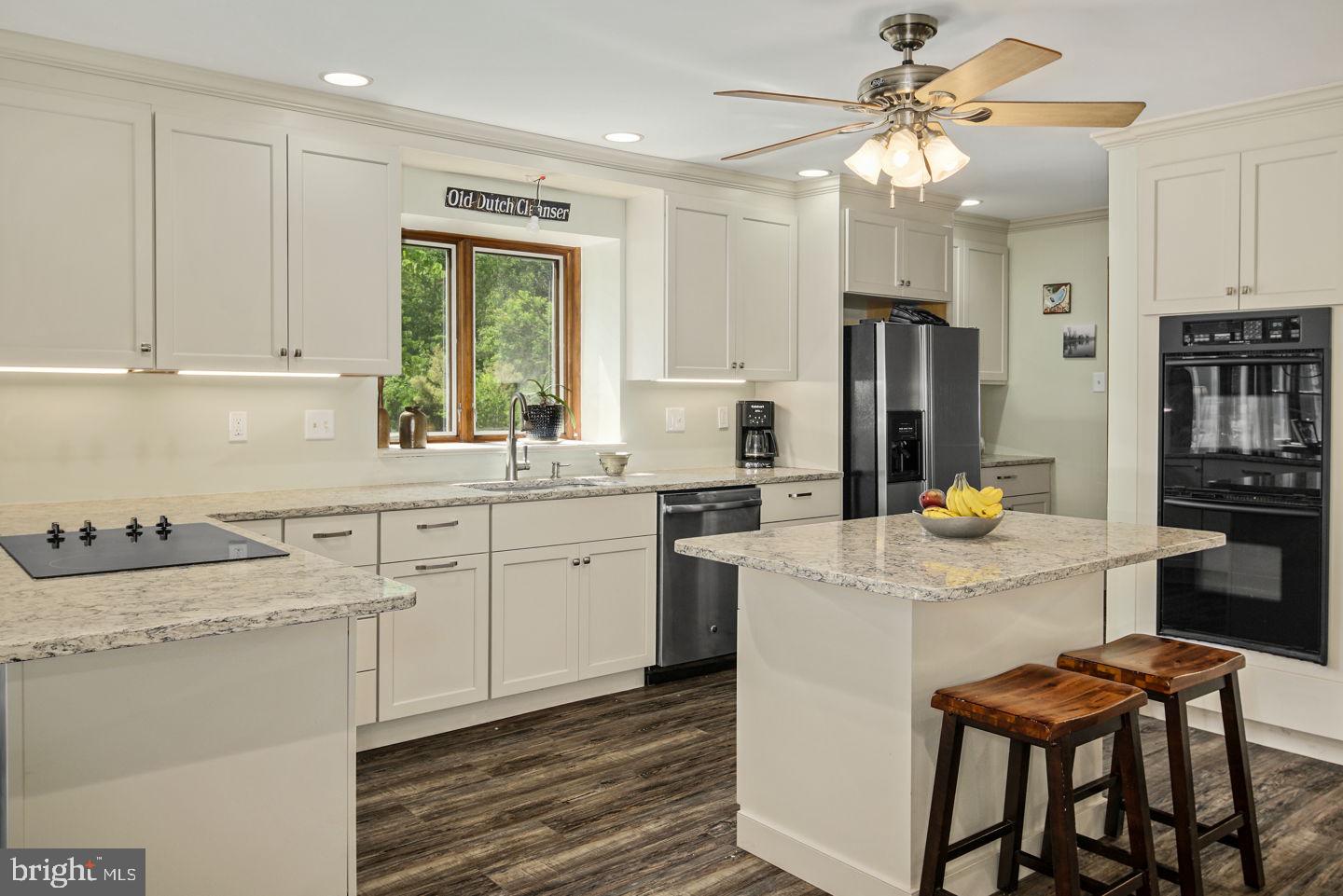 4661 Smith Road Newtown, PA 18940 - Photo 20 of 44 A Kitchen with an Island
